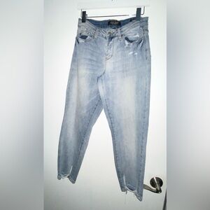 Judy Blue Jeans Womens Size 27 Boyfriend Fit Light Wash Notch Ankles JB82285lt